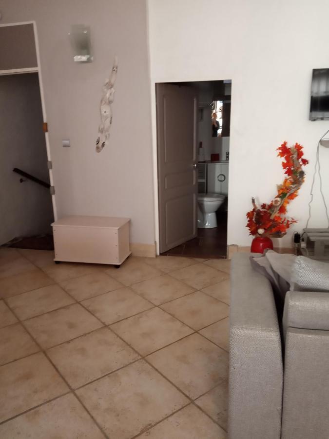 Grand Studio Tout Confort Flayosc Экстерьер фото
